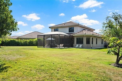 Rare opportunity to own this exceptional 5 bedroom 5 full bath - photo 42