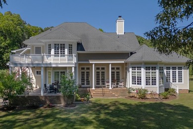 Welcome to Chateaux of Lake Allure - a stunning 4,300 sq. ft - photo 3