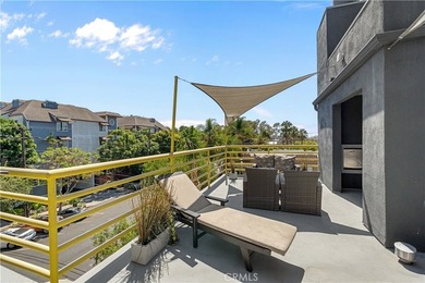 Every inch of this beautifully updated one-bedroom condo has - photo 14