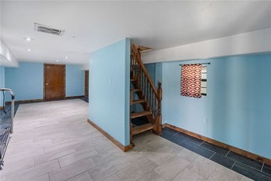 Welcome to your Rockport retreat. This stunning four bedroom - photo 17