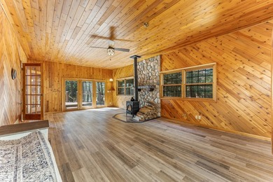 Exquisitely renovated, south-facing chalet-style lakefront - photo 20
