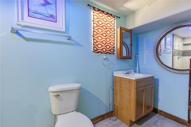 Welcome to your Rockport retreat. This stunning four bedroom - photo 21