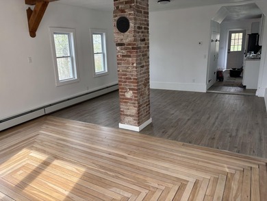 Welcome to your dream home in the heart of a quintessential New - photo 5