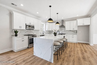 Welcome to this stunning new construction home in the Mapletree - photo 11