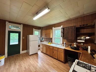Disregard listing price. Property will be sold at auction. 51.25 - photo 22