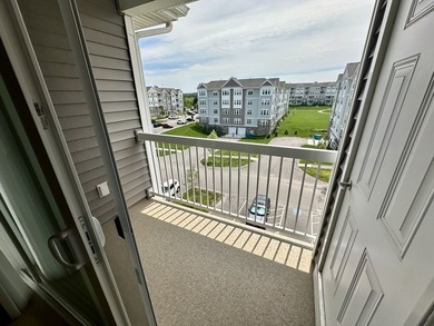 Exceptional Like-New Condo located in the Highly Desirable 55+ - photo 23