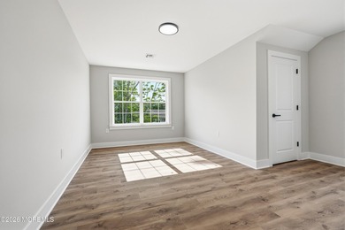 Welcome to this stunning new construction home in the Mapletree - photo 25