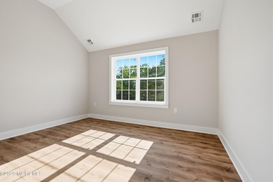 Welcome to this stunning new construction home in the Mapletree - photo 39