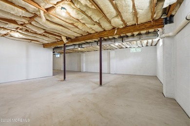 Welcome to this stunning new construction home in the Mapletree - photo 44