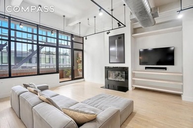 Experience the pinnacle of waterfront living at 360 Furman - photo 3