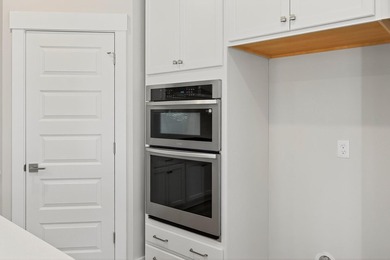 FINAL OPPORTUNITY! Move-in ready-- NOW!Enjoy $20k flex cash OR - photo 12