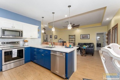 Experience the feeling of coming home to comfort, style & - photo 13