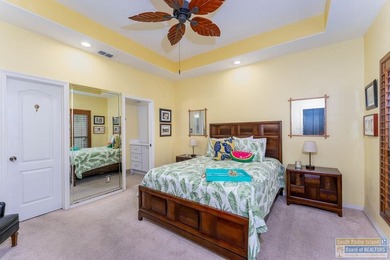 Experience the feeling of coming home to comfort, style & - photo 26