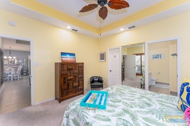 Experience the feeling of coming home to comfort, style & - photo 27