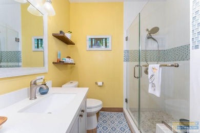 Experience the feeling of coming home to comfort, style & - photo 30