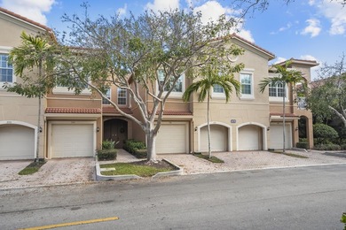 (private lake, pond, coastal) Condo For Sale in Palm Beach Gardens Florida