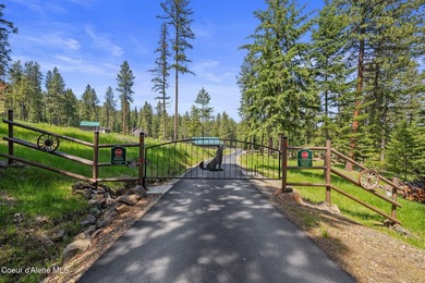 Incredible Property with Stunning Home and 2 Shops on 10 Acres! - photo 3