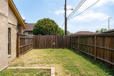 Tucked away in the desirable Calallen area, this 2 bedroom, 2.5 - photo 11