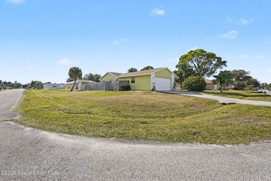 Nestled in the desirable NW Palm Bay community on a fully fenced - photo 3