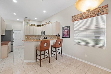Welcome to this waterfront single-story residence in Country - photo 14