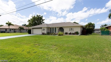 Welcome home to 216 SE 30th Terrace, where refined comfort meets - photo 22