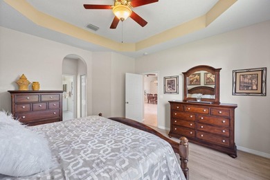 Welcome to this waterfront single-story residence in Country - photo 22