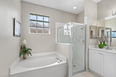 Welcome to this waterfront single-story residence in Country - photo 24