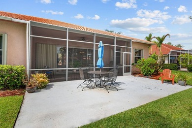 Welcome to this waterfront single-story residence in Country - photo 27