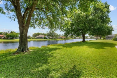 Welcome to this waterfront single-story residence in Country - photo 28