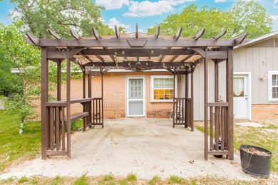 This one is a great find! FOUR bedroom, THREE bath home with - photo 29