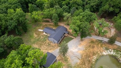 Unique barndominium located just outside Durant, Oklahoma, set - photo 34