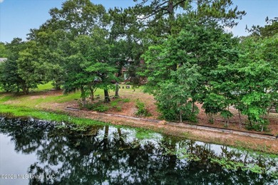 Tucked away in Lakeside Villa Condominiums, this charming - photo 36