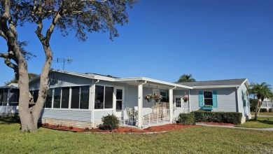 (private lake, pond, creek) Home For Sale in Sebring Florida