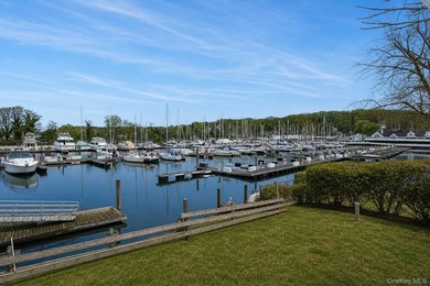 Waterfront opportunity with extraordinary potential in Northport - photo 1