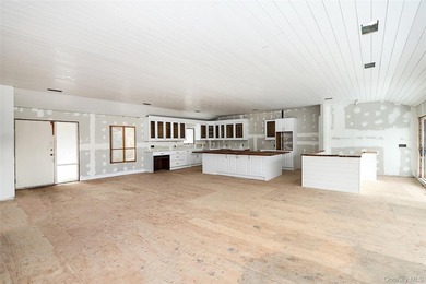 Waterfront opportunity with extraordinary potential in Northport - photo 7