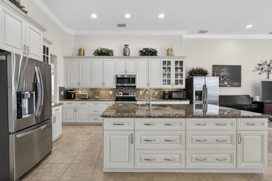 (private lake, pond, coastal) Home For Sale in Royal Palm Beach Florida