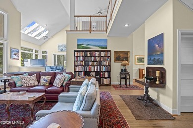 Immaculate and perfectly positioned with a spectacular long - photo 11