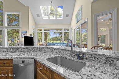 Immaculate and perfectly positioned with a spectacular long - photo 19
