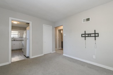 Move right into this well-maintained 2-bedroom, 1-bath Milwaukee - photo 3