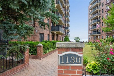 Charming 2-bedroom, 1-bathroom co-op apartment with breathtaking - photo 24