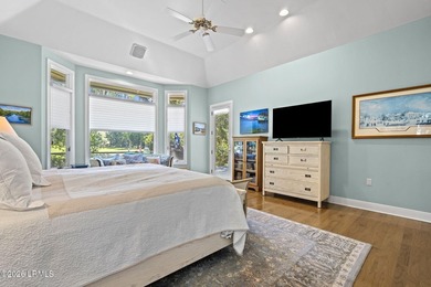 Immaculate and perfectly positioned with a spectacular long - photo 36