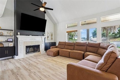 Experience waterfront living in highly sought-after Eden Isles - photo 3