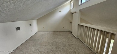 Welcome home to this charming, move-in-ready condo in Rivendell - photo 17
