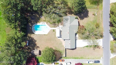BACKYARD OASIS - CUSTOM BRICK RANCH - $15,000 SELLER CONCESSION - photo 2