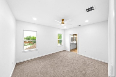 **OPEN HOUSE 7/19 11AM-1PM**Experience elevated living in this - photo 23