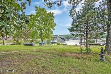 Come fall in love with the Scenic Lake Front Home on Watts Bar - photo 25