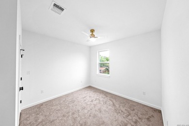 **OPEN HOUSE 7/19 11AM-1PM**Experience elevated living in this - photo 35