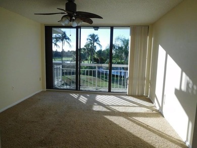 BRIGHT 3RD FLOOR 2BDRM/2BTH COND WITH GREAT VIEWS OFF OF GREAT - photo 4