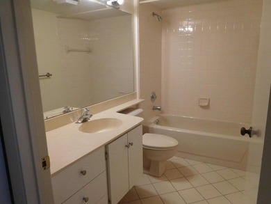 BRIGHT 3RD FLOOR 2BDRM/2BTH COND WITH GREAT VIEWS OFF OF GREAT - photo 7