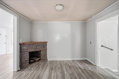 This move in ready home offers 3 bedrooms, 1 1/2 baths with - photo 15